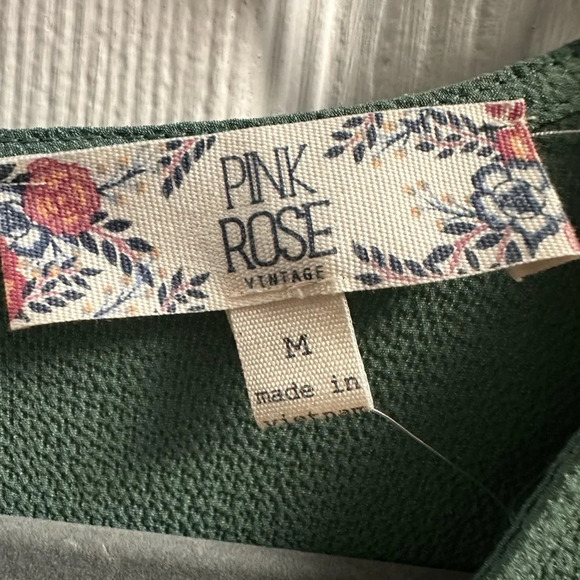 Pink Rose short sleeve blouse medium - Picture 3 of 6